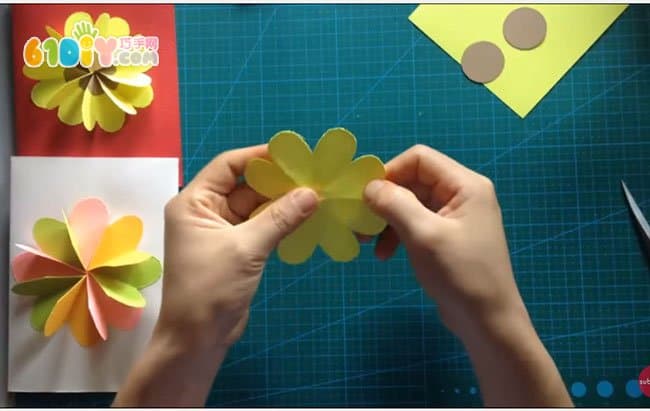 Mother's Day Flower Greeting Card Making Method