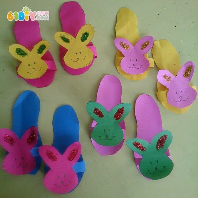 Handmade works of various slippers made by children