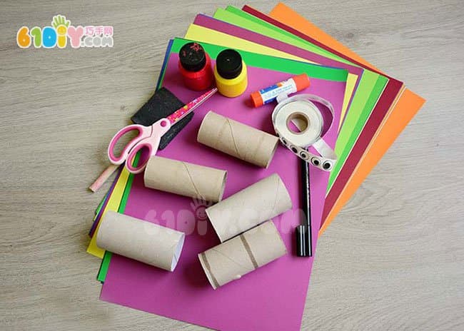 Children's handmade roll paper core crab