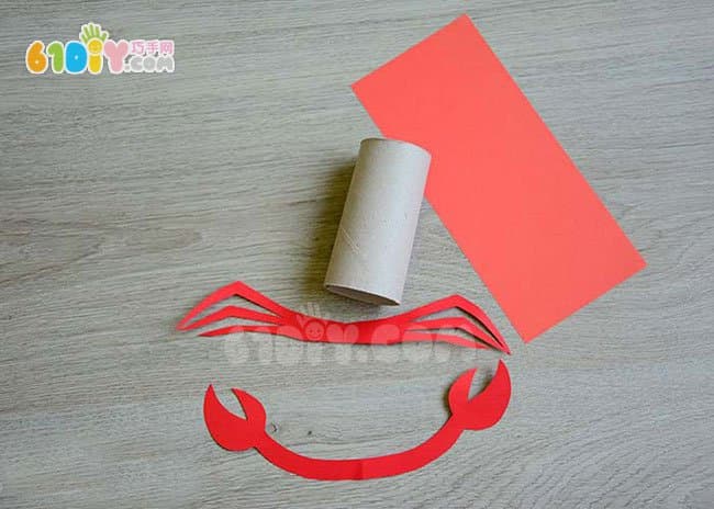 Children's handmade roll paper core crab