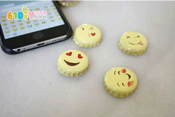 Beer bottle cap DIY making cute expressions refrigerator stickers