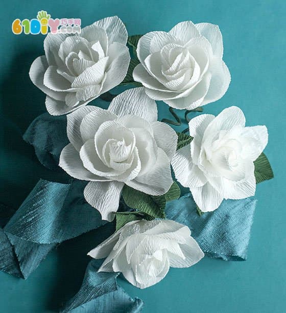 Summer handmade crepe paper making gardenia