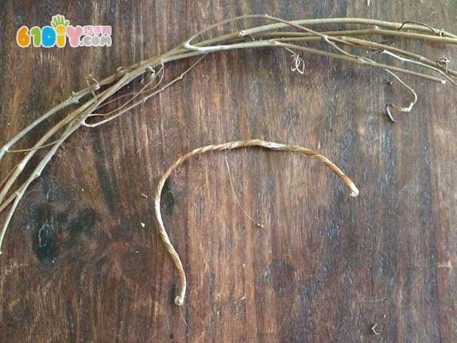 Making beautiful bird perched ornaments with branches
