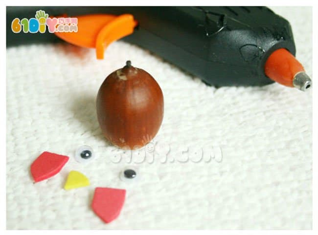 Acorn handmade small animals