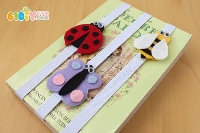 Making simple non-woven cartoon rubber bookmarks