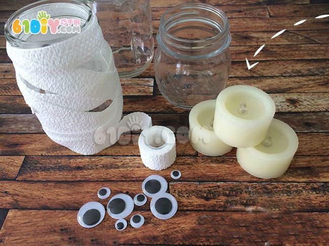Children's handmade Halloween mummy lantern