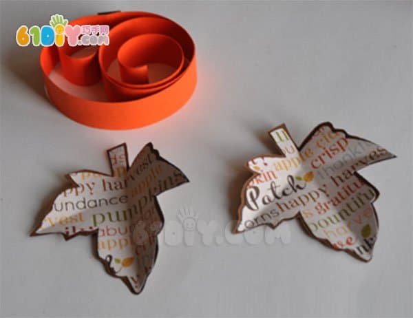 Halloween Ornaments DIY Autumn Leaves and Roll Paper Pumpkin