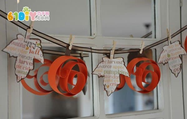 Halloween Ornaments DIY Autumn Leaves and Roll Paper Pumpkin