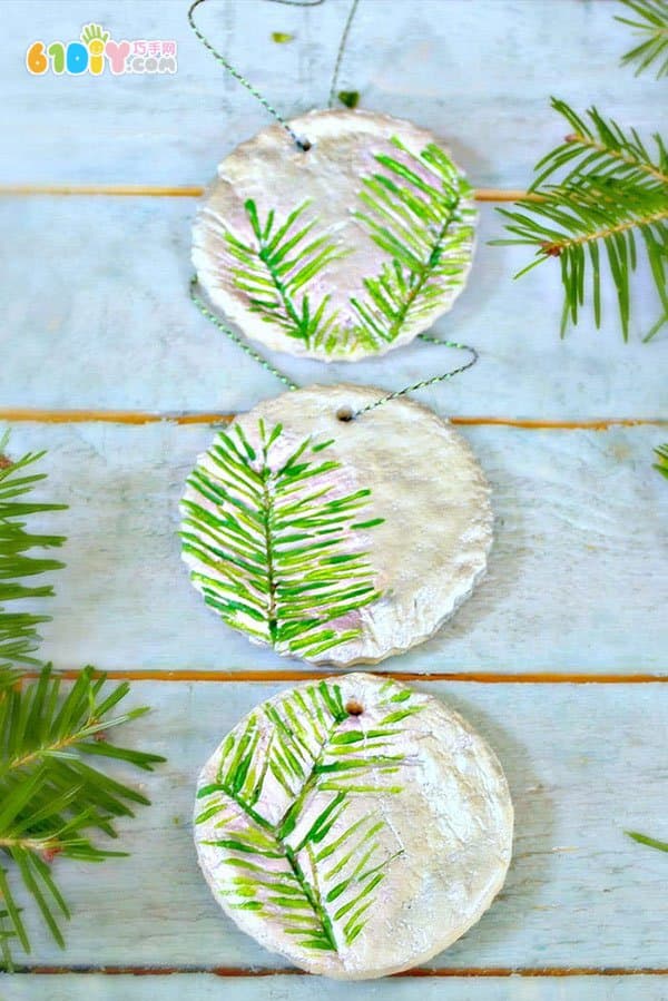 Salt dough making pine leaf christmas ornaments