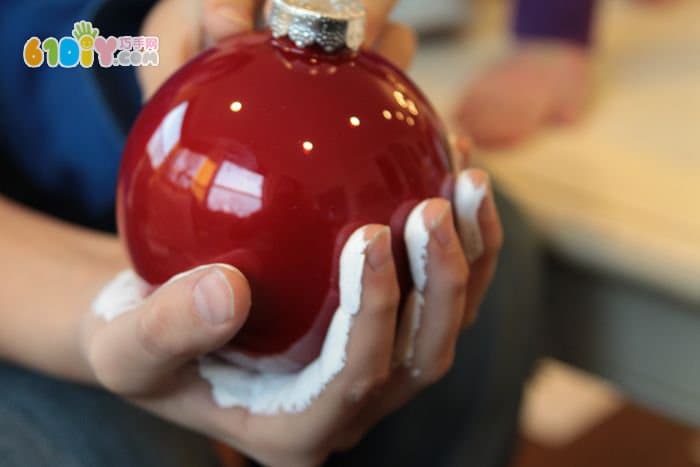 DIY simple cute handprint snowman christmas ball
