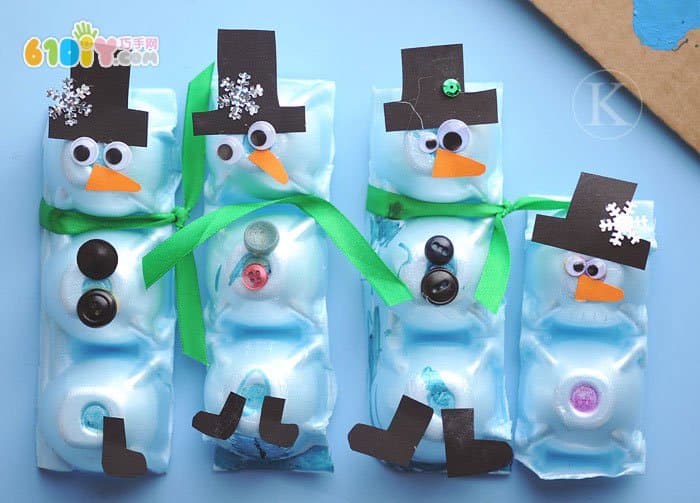 Various snowmen handmade