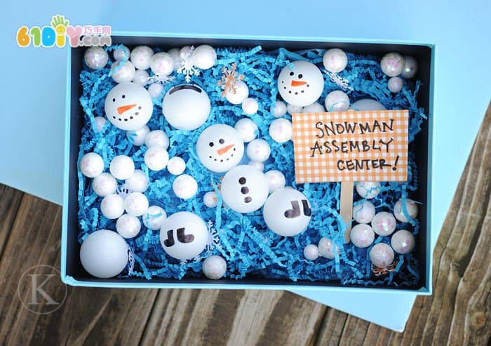 Various snowmen handmade