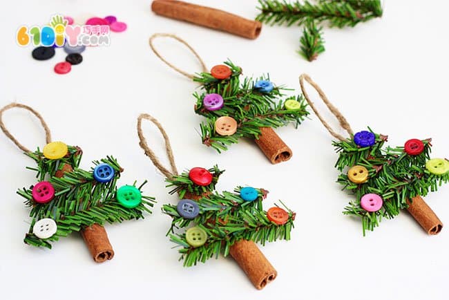 Beautiful Christmas tree ornaments