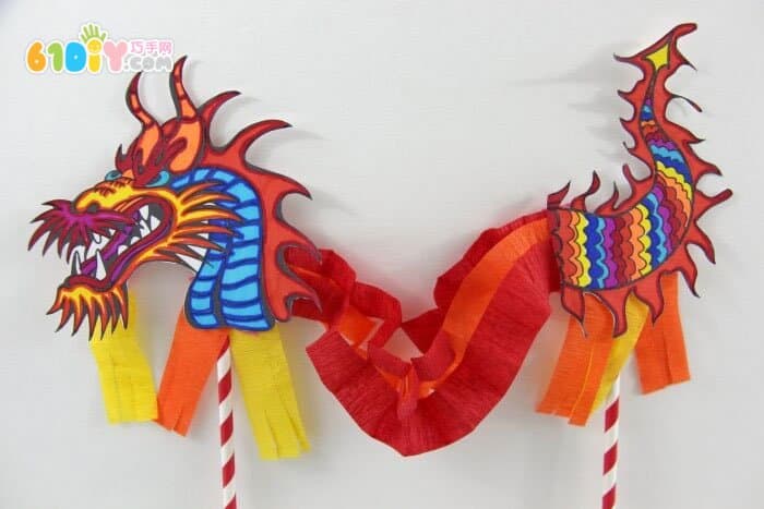 Parent-child handmade New Year dragon dance