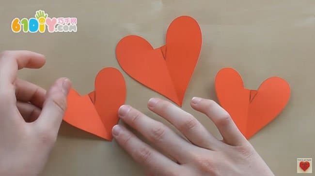 Teach you to make Mother's Day three-dimensional love greeting card