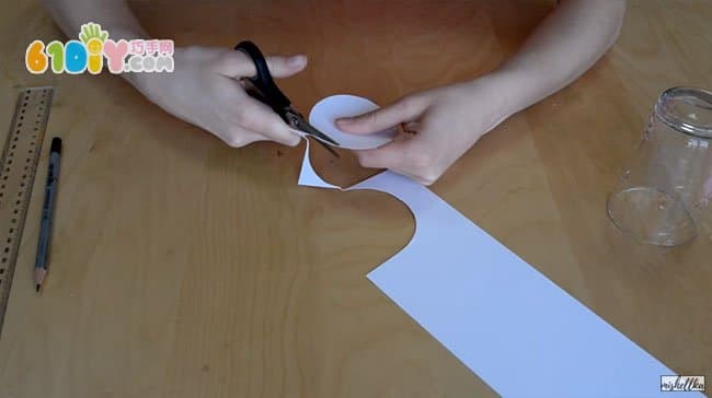 Simple three-dimensional tulip flower card making