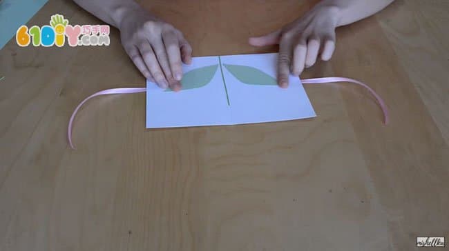 Simple three-dimensional tulip flower card making