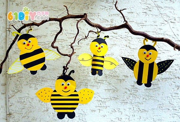 Spring bee decoration handmade