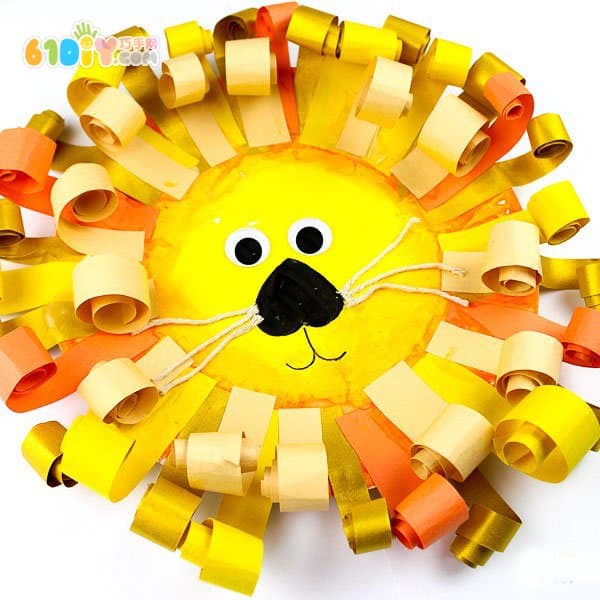 Children's handmade paper plate lion