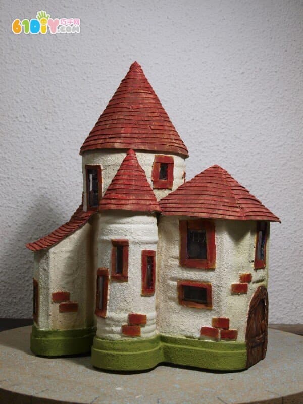 How to make castle ornaments with plastic bottles