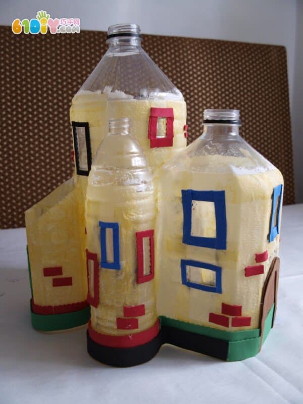 How to make castle ornaments with plastic bottles