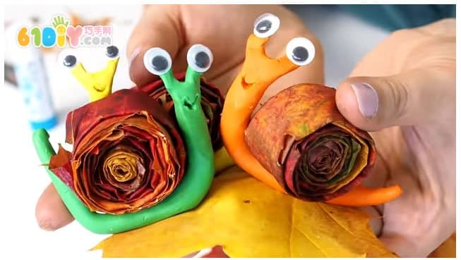 Children's handmade leaf clay snail