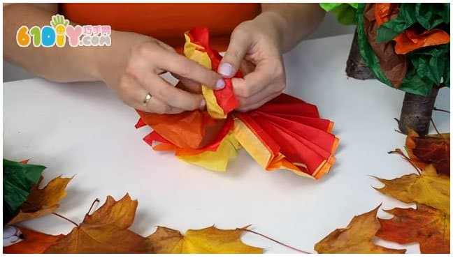 Simple and beautiful three-dimensional tree handmade