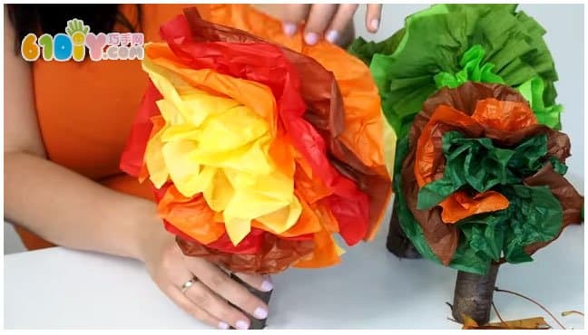 Simple and beautiful three-dimensional tree handmade