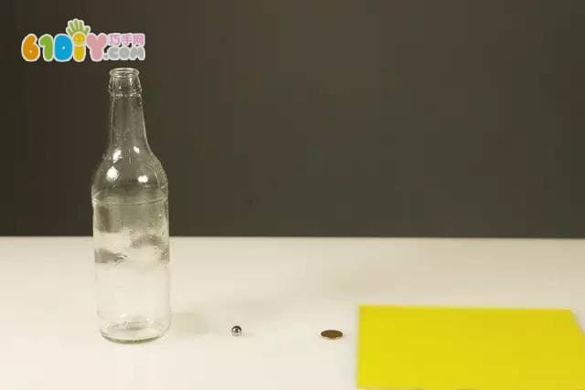 Small science experiment: "Steel beads wear coins"