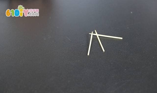 Small science experiment: "Naughty Toothpick"