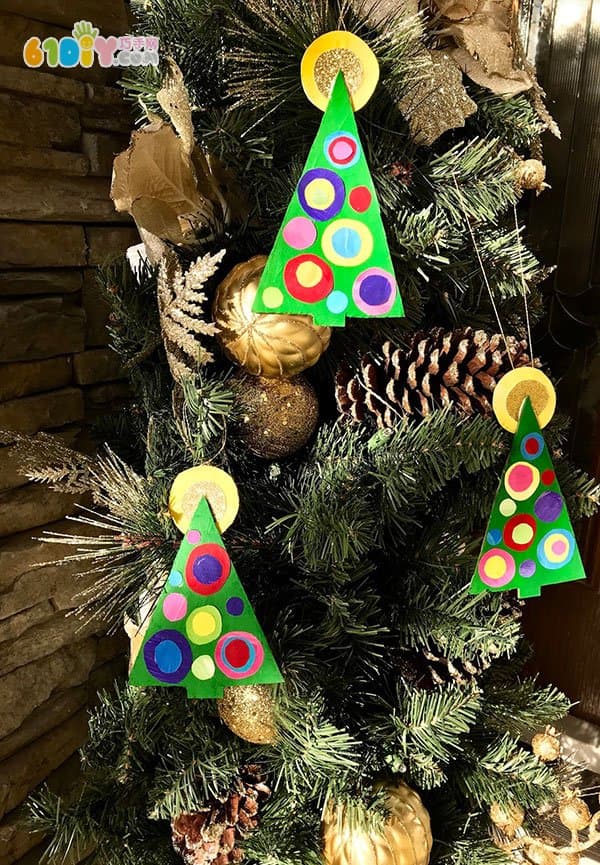 Children's handmade scrap cardboard Christmas tree