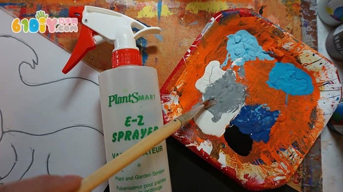 Children's creative painting - squirrel