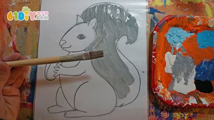 Children's creative painting - squirrel