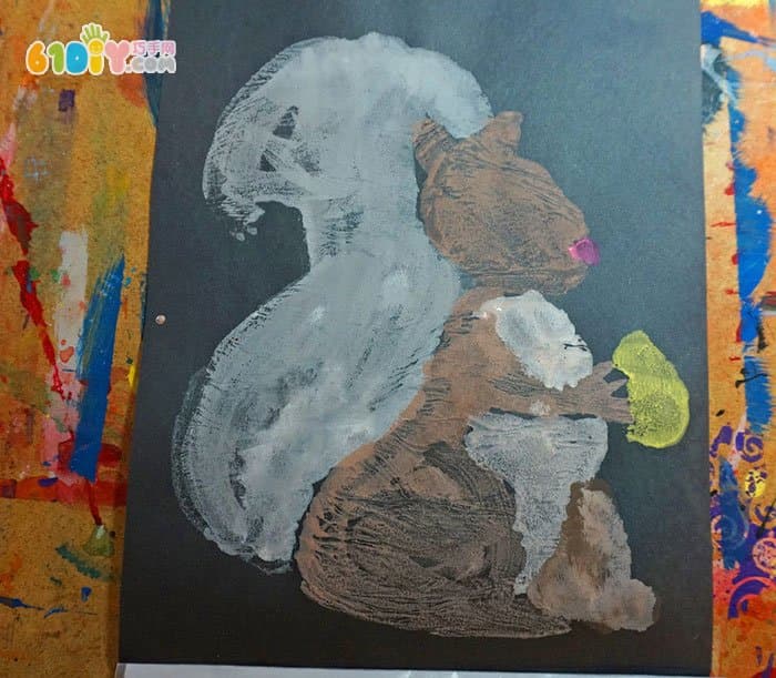 Children's creative painting - squirrel