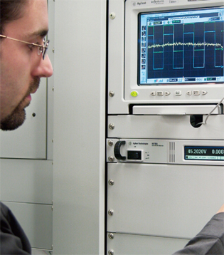 Figure 1: The IU-height Agilent N6700 modular power supply is an ideal device for automated test systems.
