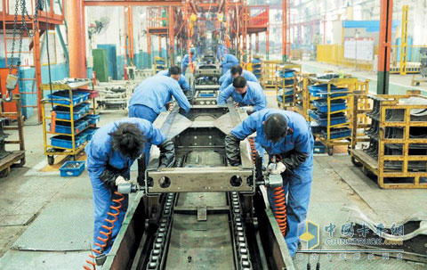 Dongfeng Commercial Vehicle Frame Factory produces 500 units per day in the first week of January