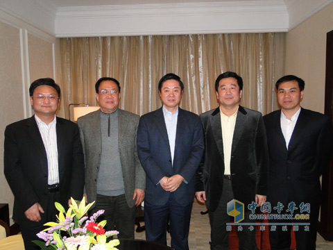 Yiping and his delegation visited Sichuan, Liu Qichen, Wang Shaoxiong, Li Jia and other officials met separately.