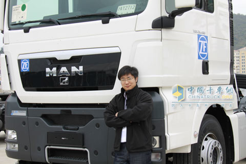 China Truck Net Reporter Test Drives ZFAMT Transmission German Man Truck