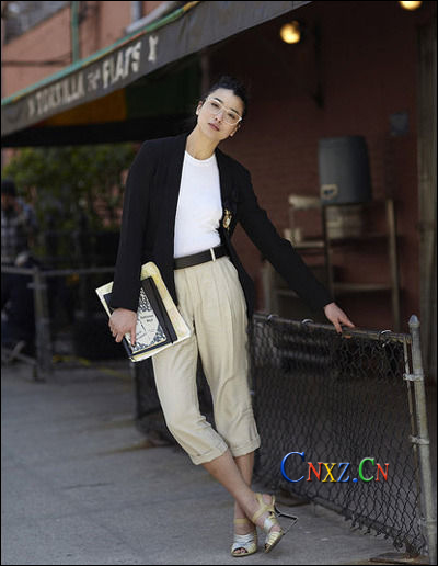 Bennett 2010 Lookbook