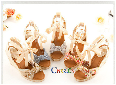 Retro Woven Shoes