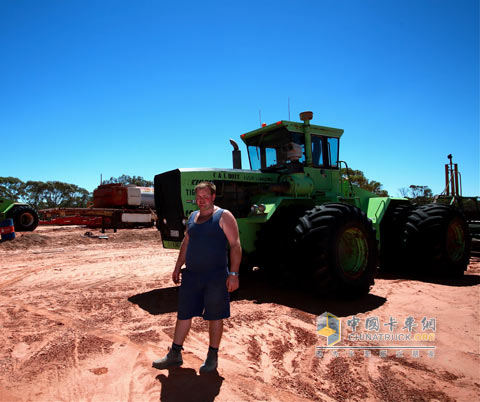 Steiger Tiger Tractor Driving and Maintaining Allison Series 6000 Gearbox at Bentonite Mines