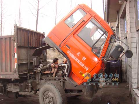 The companyâ€™s personnel carry out daily maintenance inspections of vehicles