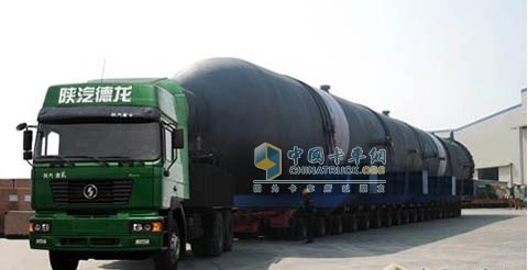 The total length of the equipment is 37 meters. The total cargo weight is 850 tons. The Xikang ISM 11 440-horsepower engine-driven Shaanxi Auto FC vehicle writes a logistics myth!