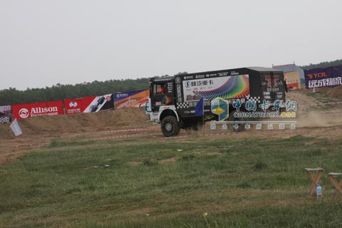 Four-wheel drive trucks equipped with Allison automatic transmission won the show with a time of 2 minutes, 58 seconds and 97 seconds.