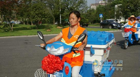 Sanitation equipment officially handed over