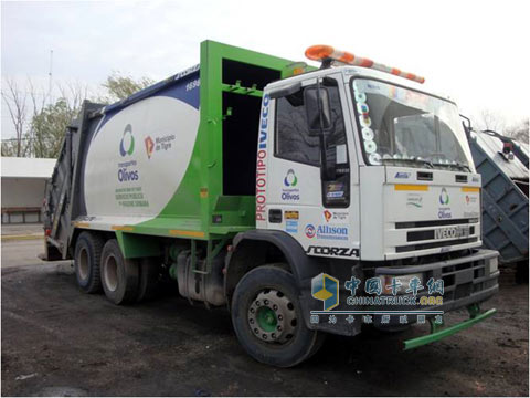 Eurocargo 170E22 RSU garbage truck jointly developed by Iveco and Allison