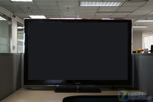 The appearance is still the appearance of double full-thin LCD TV summary (3)