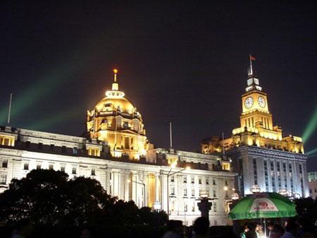 The magnificent Pudong Development Bank building