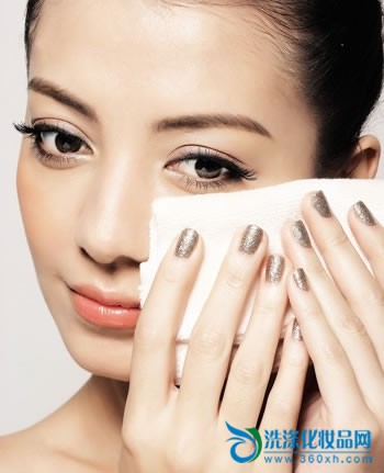 Adsorption-effect cleansing product