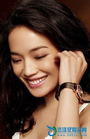 Shu Qi demonstration of pure smoke